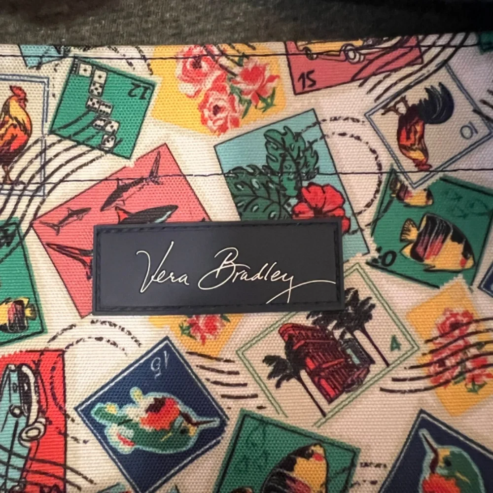 Vera Bradley Large Cuban Stamps Tote. EUC